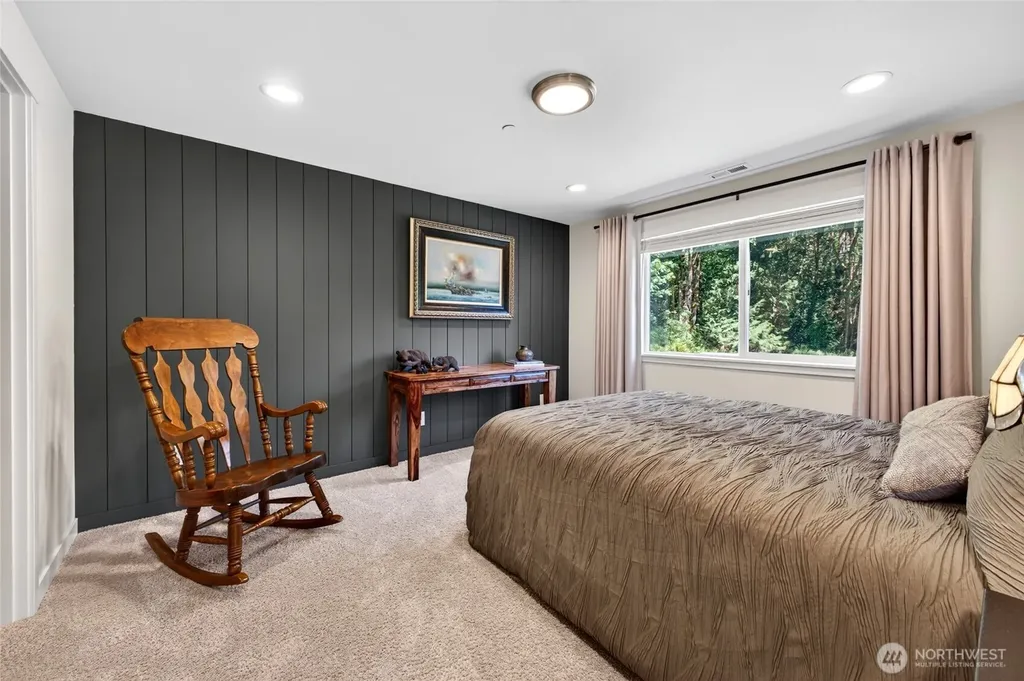 11232 Crescent Valley Dr NW Gig Harbor WA 98332