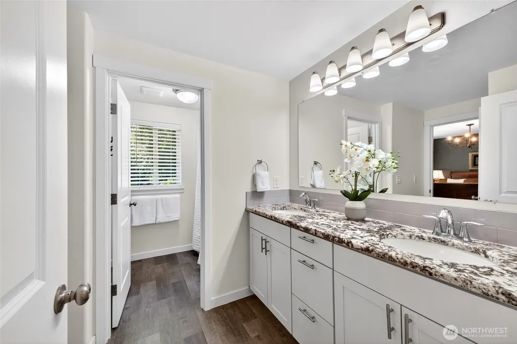 11232 Crescent Valley Dr NW Gig Harbor WA 98332