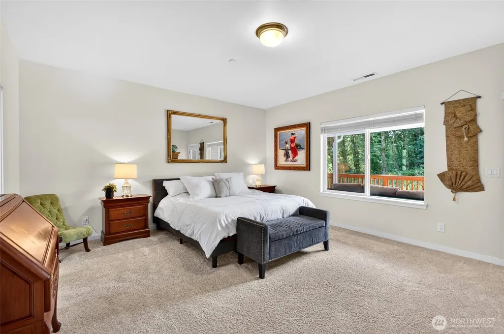 11232 Crescent Valley Dr NW Gig Harbor WA 98332