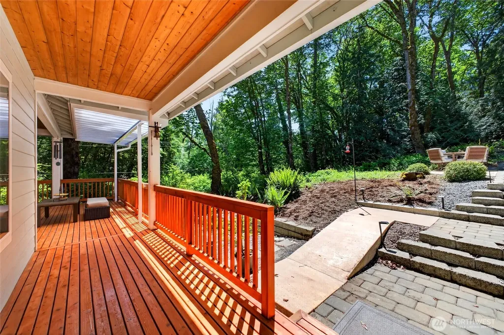 11232 Crescent Valley Dr NW Gig Harbor WA 98332