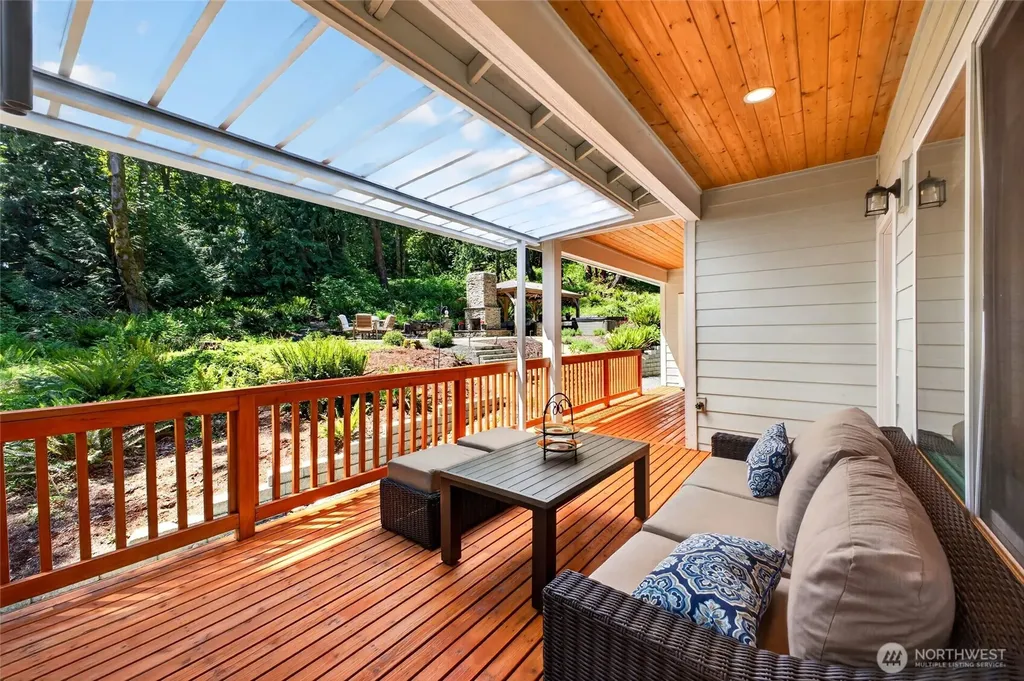 11232 Crescent Valley Dr NW Gig Harbor WA 98332