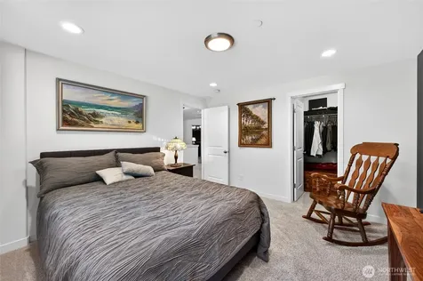 11232 Crescent Valley Dr NW Gig Harbor WA 98332