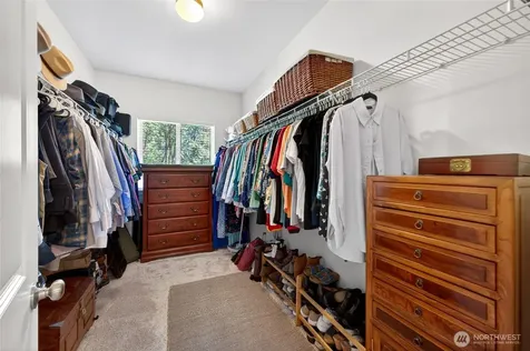 11232 Crescent Valley Dr NW Gig Harbor WA 98332