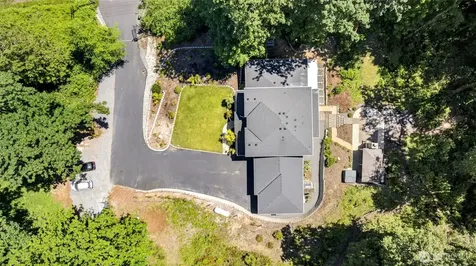11232 Crescent Valley Dr NW Gig Harbor WA 98332