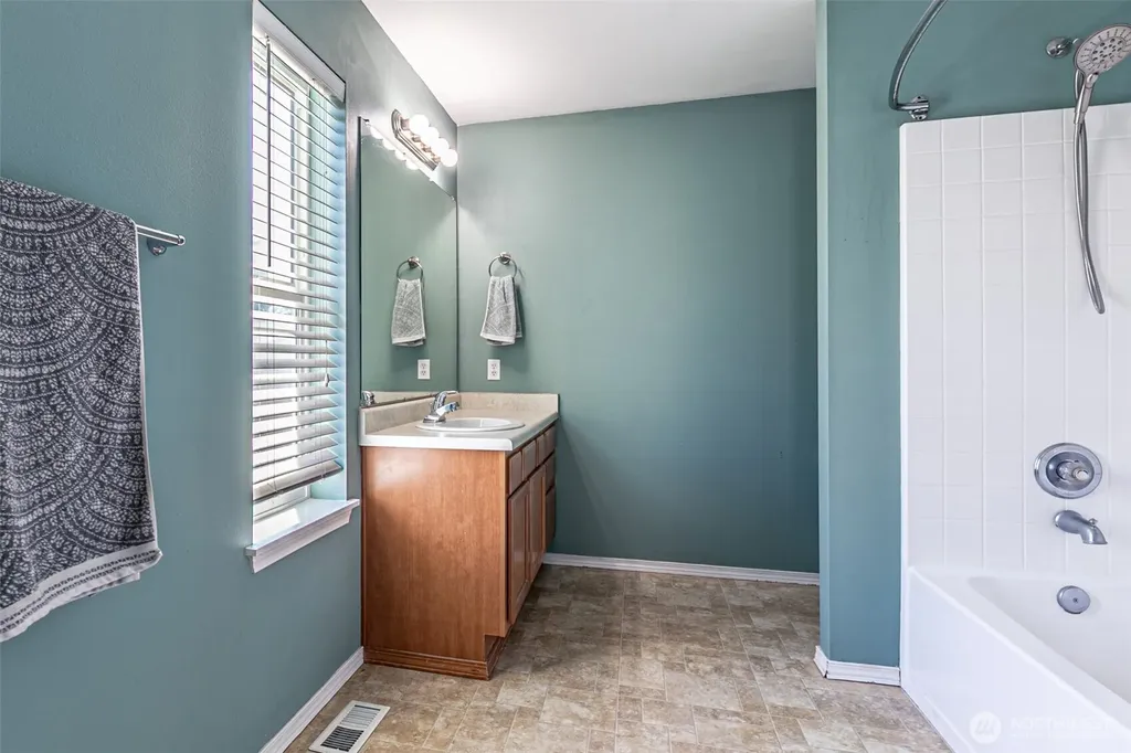 5020 200th Street Ct E Spanaway WA 98387