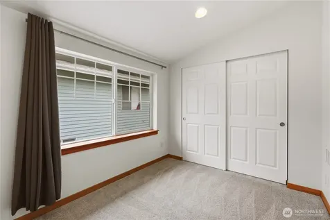 10520 Whitman Avenue N Seattle WA 98133