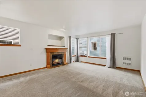 10520 Whitman Avenue N Seattle WA 98133