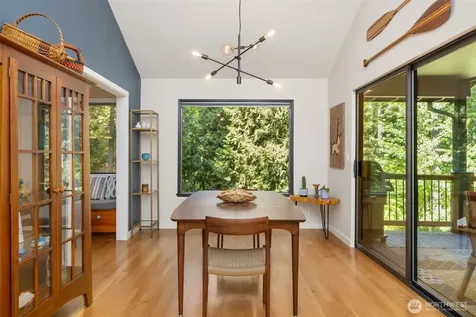 10621 Battle Point Drive NE Bainbridge Island WA 98110