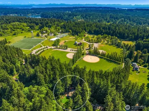 10621 Battle Point Drive NE Bainbridge Island WA 98110