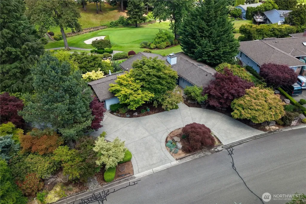 25506 142nd Avenue SE Kent WA 98042