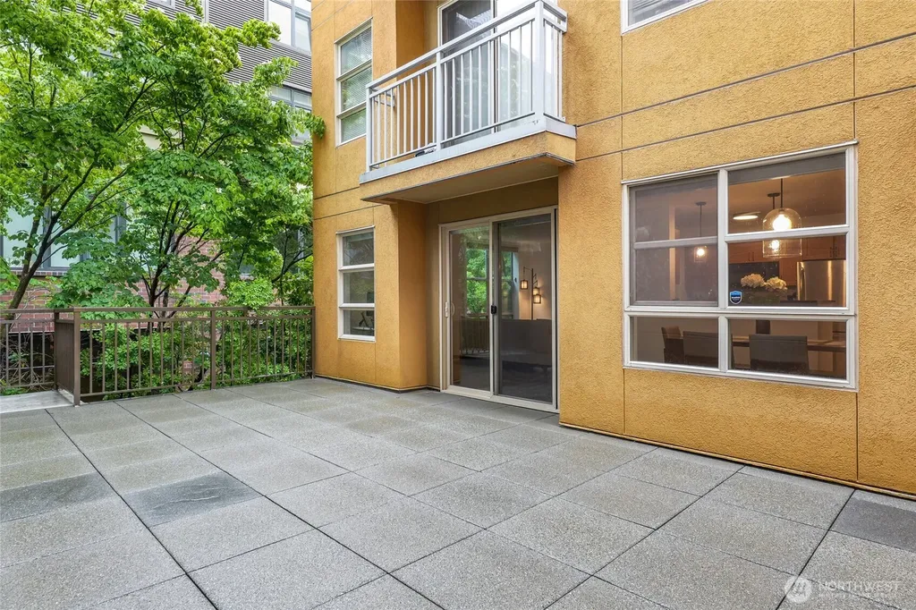 118 107th Avenue NE Bellevue WA 98004
