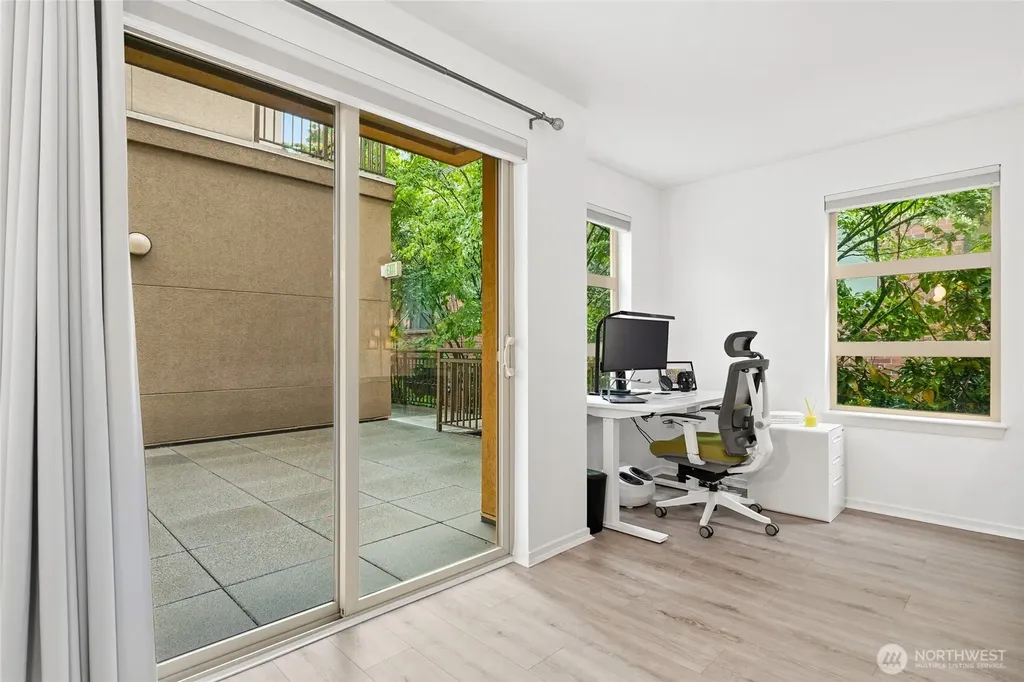 118 107th Avenue NE Bellevue WA 98004