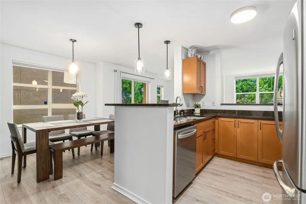 118 107th Avenue NE Bellevue WA 98004
