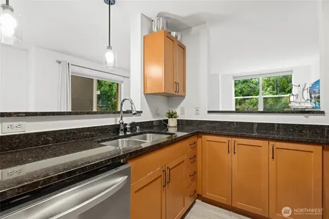 118 107th Avenue NE Bellevue WA 98004