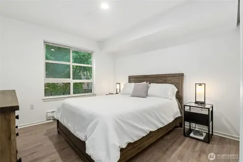 118 107th Avenue NE Bellevue WA 98004