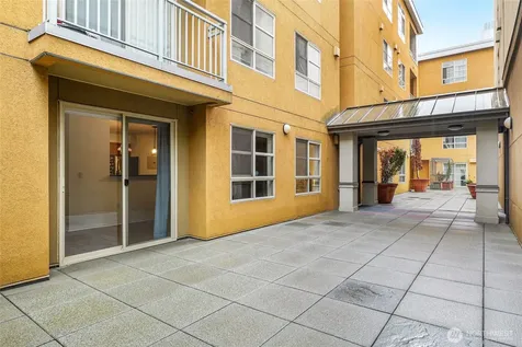 118 107th Avenue NE Bellevue WA 98004