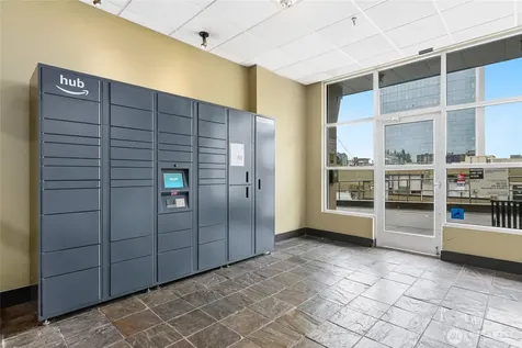 118 107th Avenue NE Bellevue WA 98004