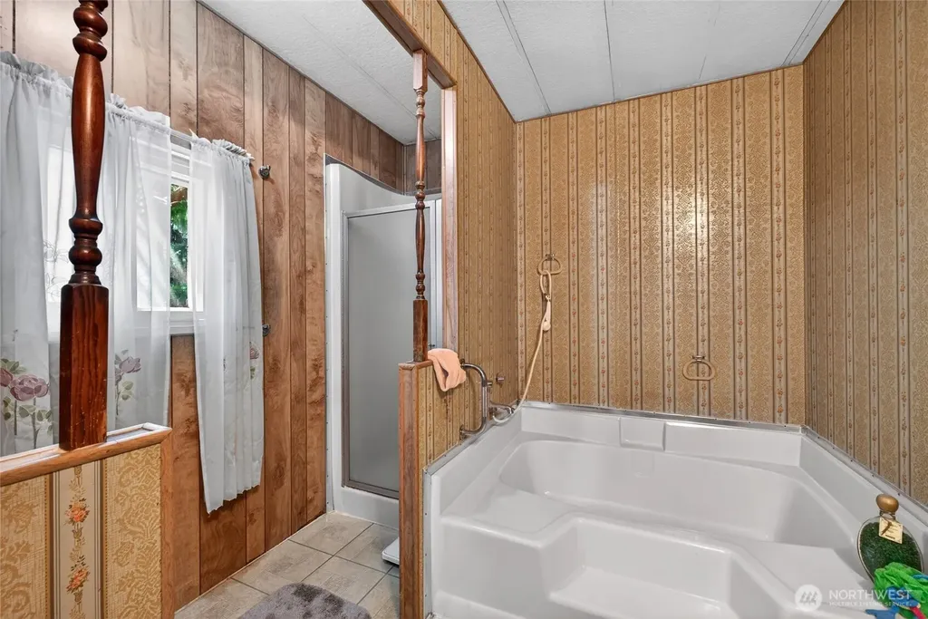 13413 Cedar Cir E Bonney Lake WA 98391