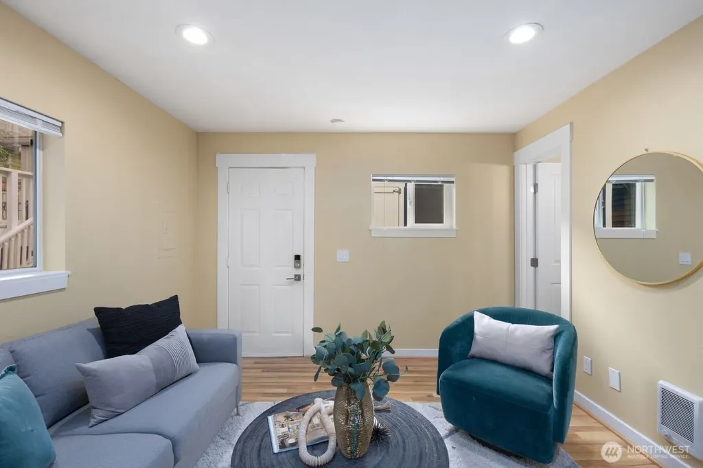 8604 29th Avenue NW Seattle WA 98117