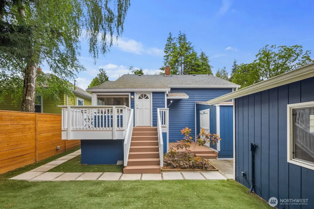 8604 29th Avenue NW Seattle WA 98117