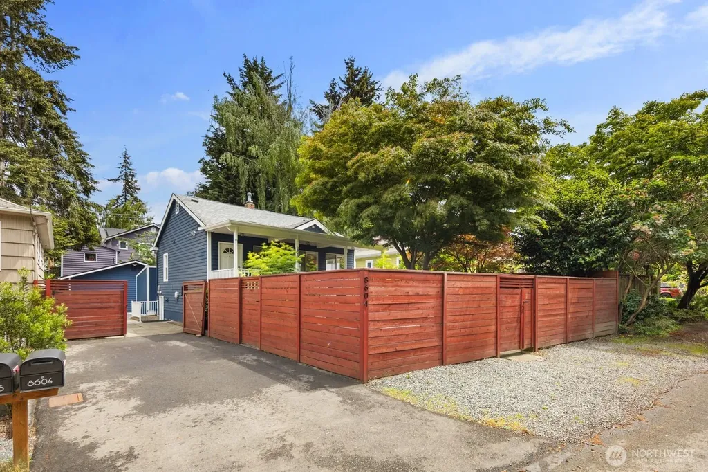 8604 29th Avenue NW Seattle WA 98117