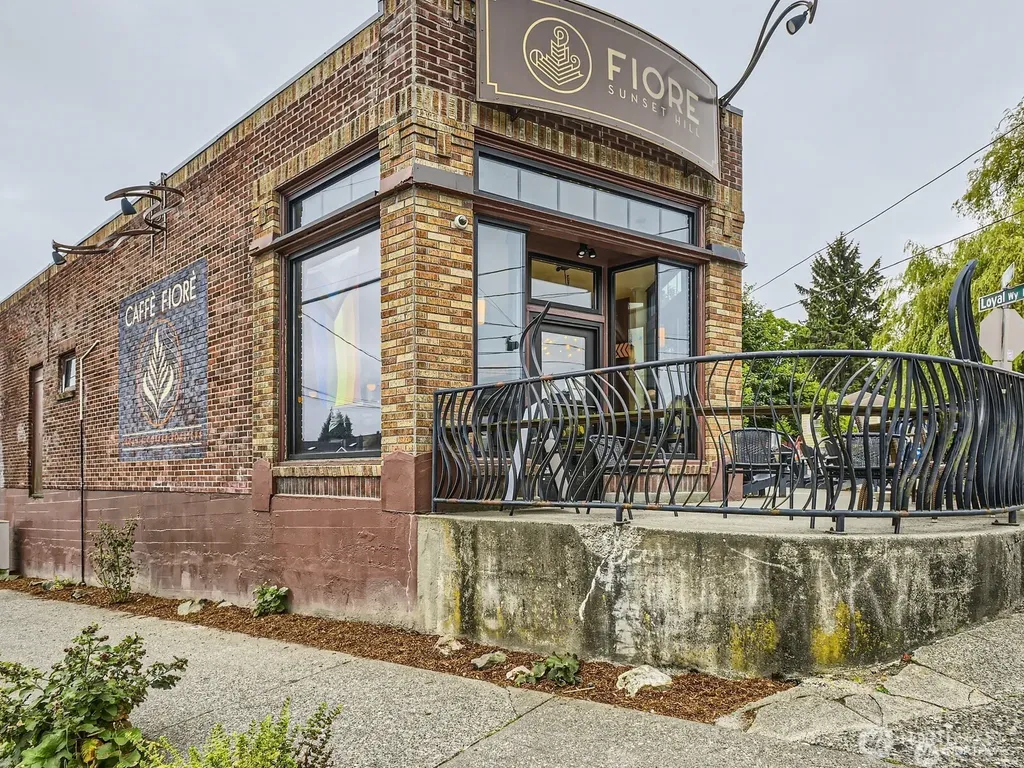 8604 29th Avenue NW Seattle WA 98117