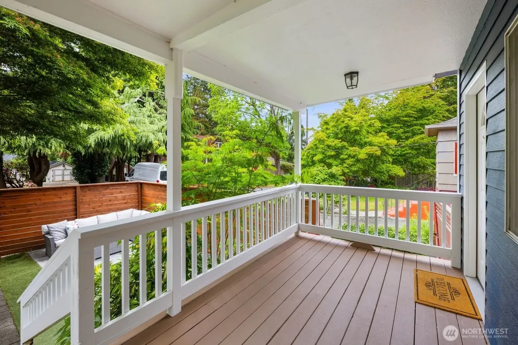 8604 29th Avenue NW Seattle WA 98117