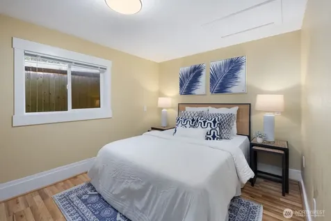 8604 29th Avenue NW Seattle WA 98117