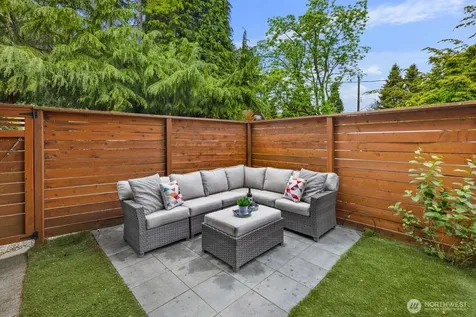 8604 29th Avenue NW Seattle WA 98117