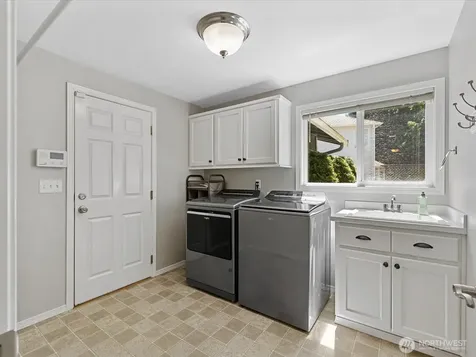 15810 62nd Ave SE Snohomish WA 98296