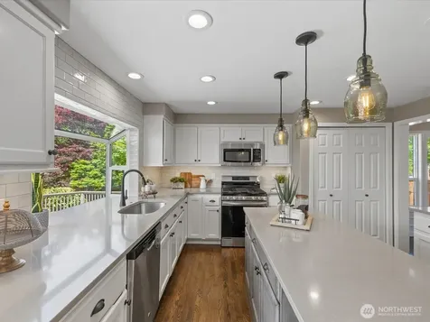 15810 62nd Ave SE Snohomish WA 98296