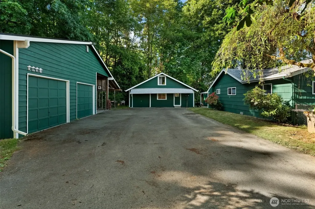 3931 Chico Way NW Bremerton WA 98312