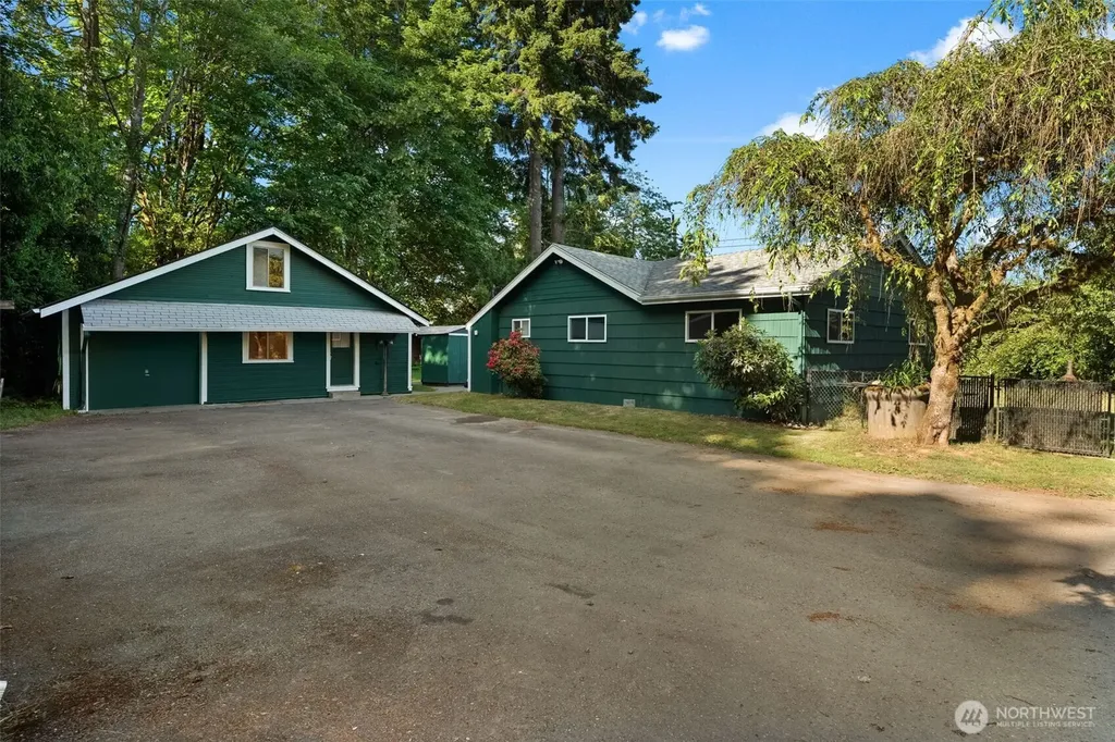 3931 Chico Way NW Bremerton WA 98312