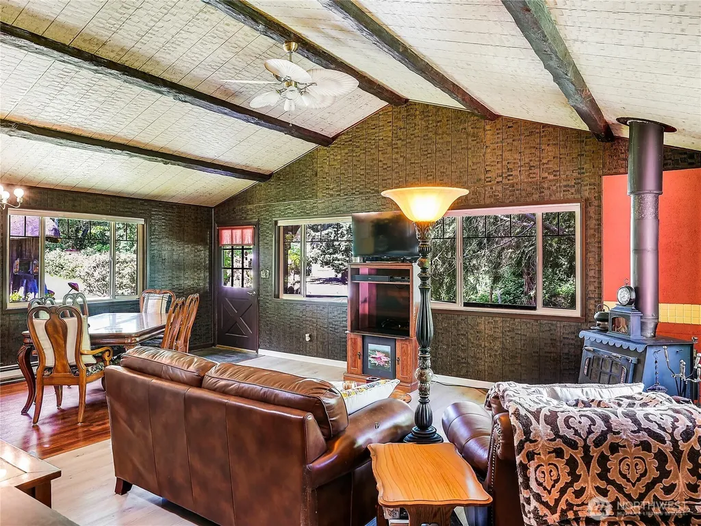 91 W Cedar Street Port Ludlow WA 98365