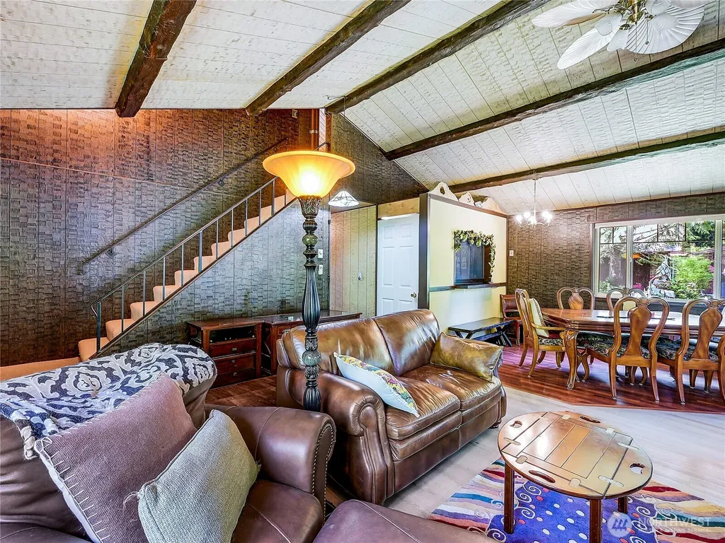 91 W Cedar Street Port Ludlow WA 98365