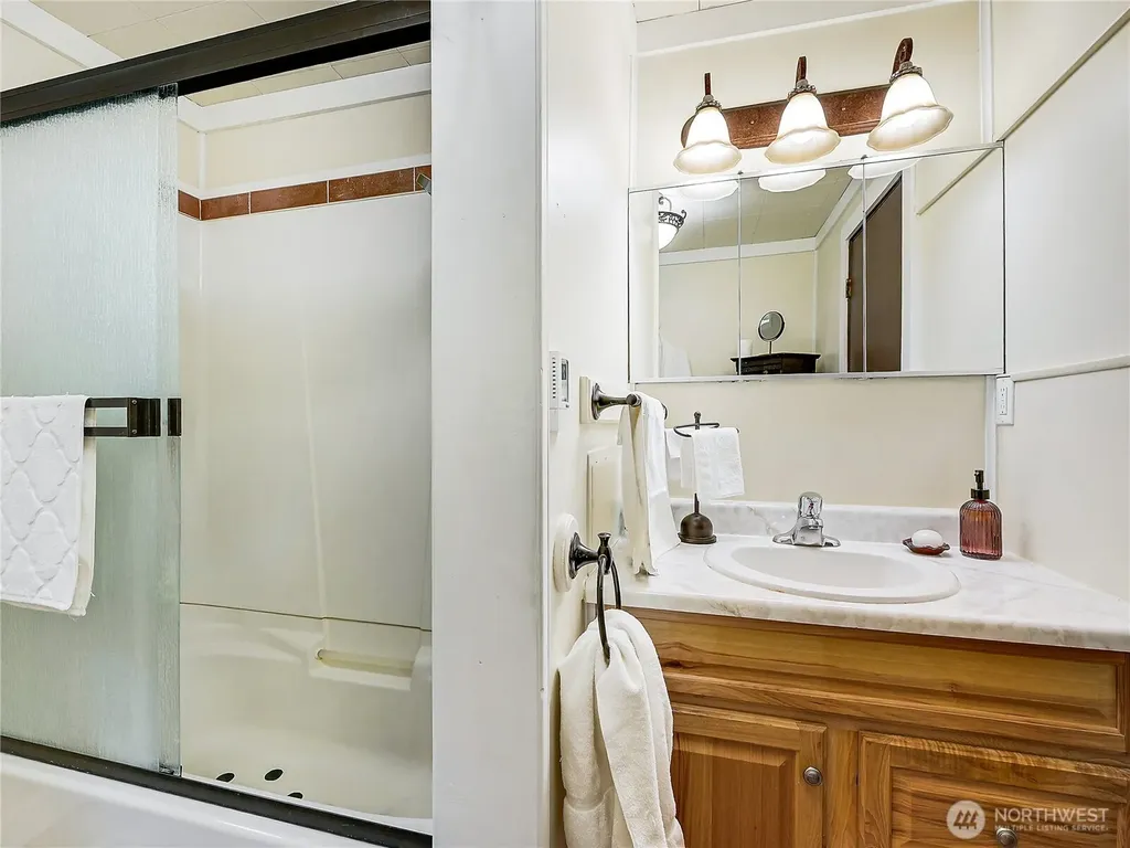 91 W Cedar Street Port Ludlow WA 98365