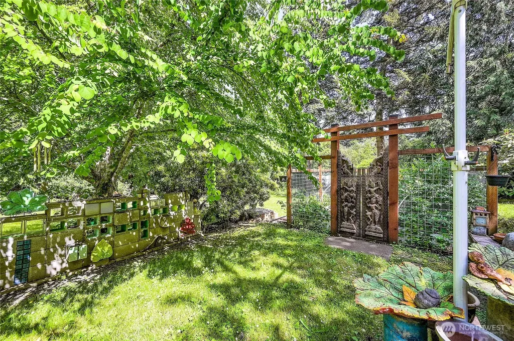 91 W Cedar Street Port Ludlow WA 98365