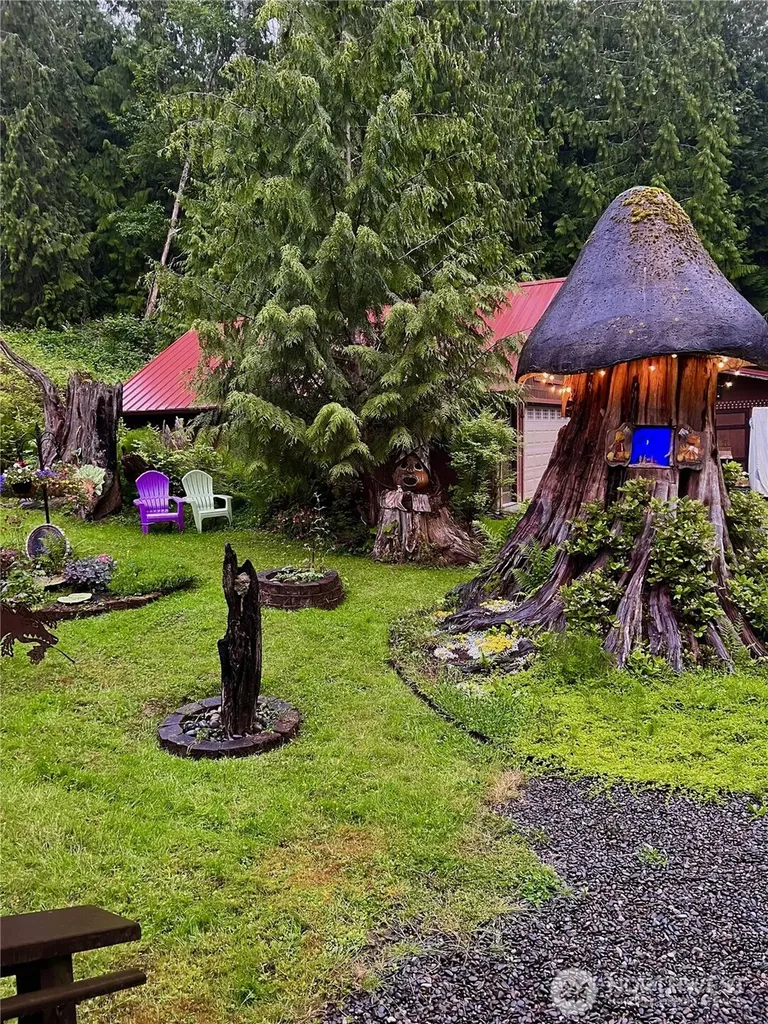 91 W Cedar Street Port Ludlow WA 98365