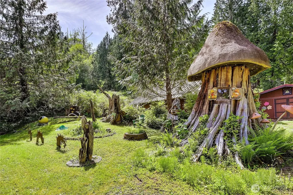 91 W Cedar Street Port Ludlow WA 98365