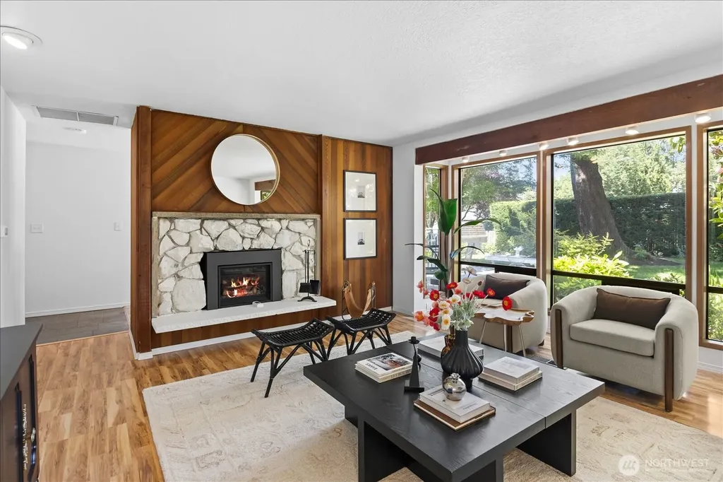 7111 191st Place SW Lynnwood WA 98036