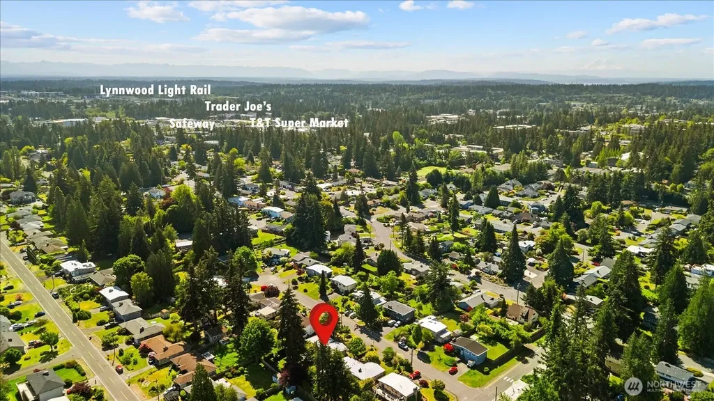 7111 191st Place SW Lynnwood WA 98036