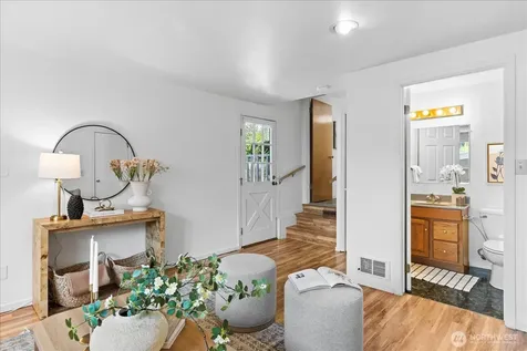 7111 191st Place SW Lynnwood WA 98036