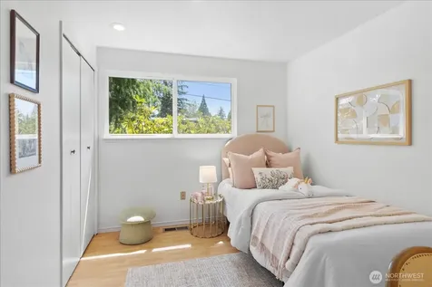 7111 191st Place SW Lynnwood WA 98036