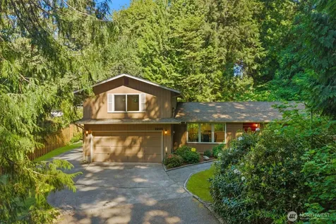 2225 107th Avenue E Edgewood WA 98372