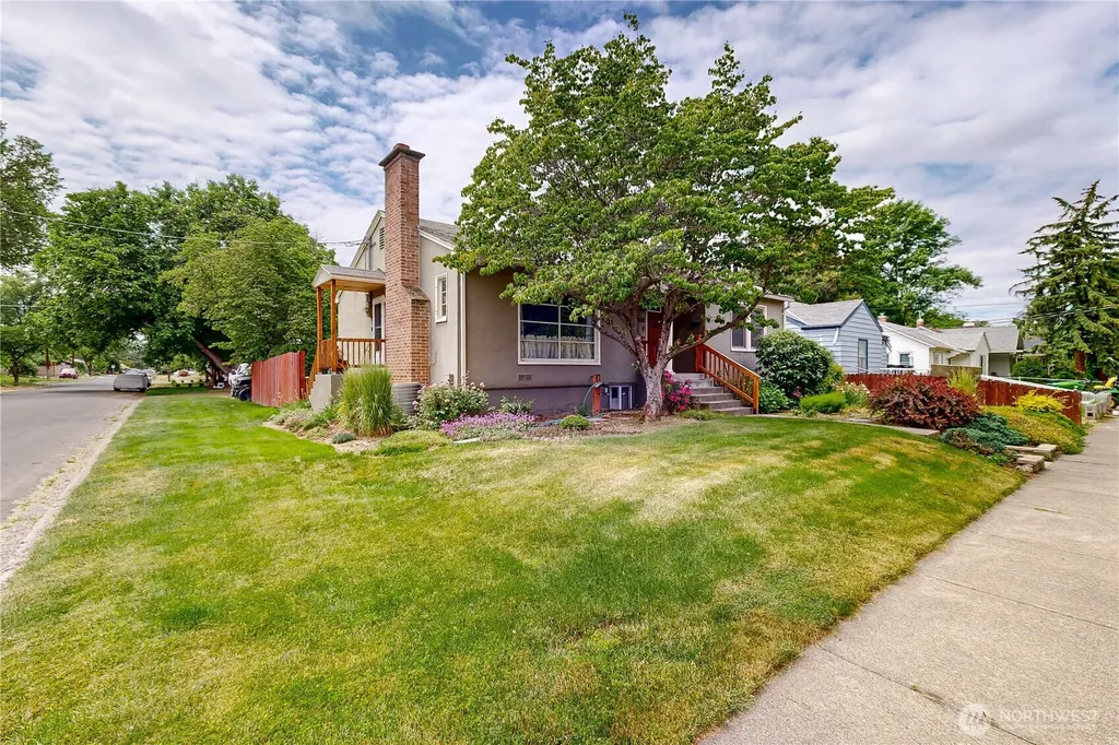 558 Juniper Street Walla Walla WA 99362
