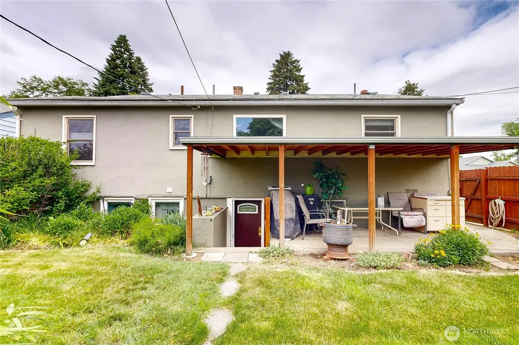 558 Juniper Street Walla Walla WA 99362