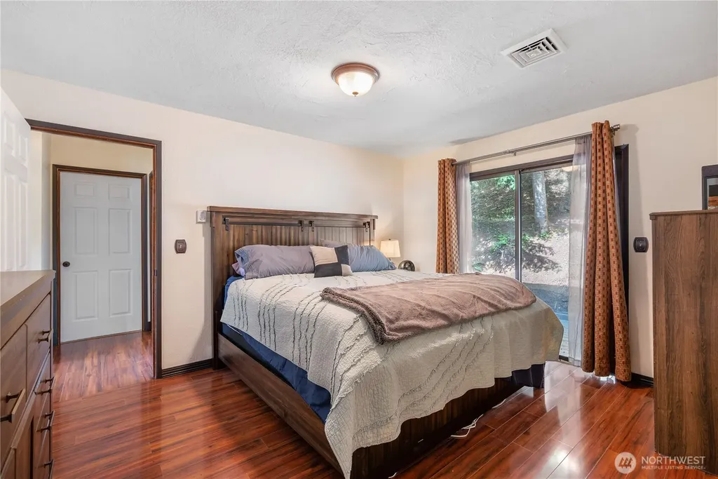 107 Alderwood Lane Longview WA 98632