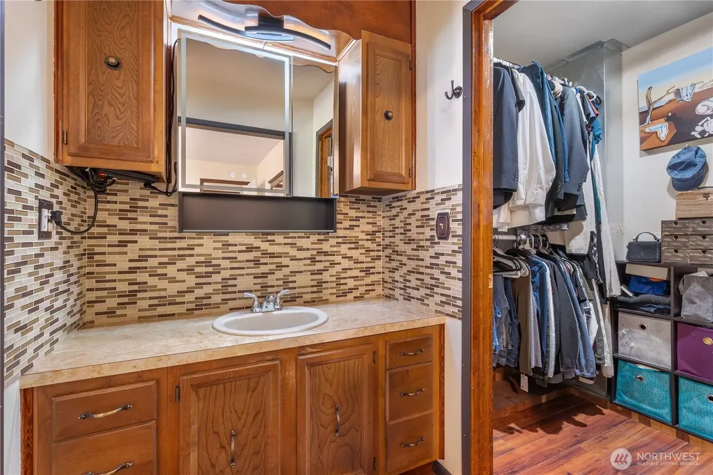 107 Alderwood Lane Longview WA 98632
