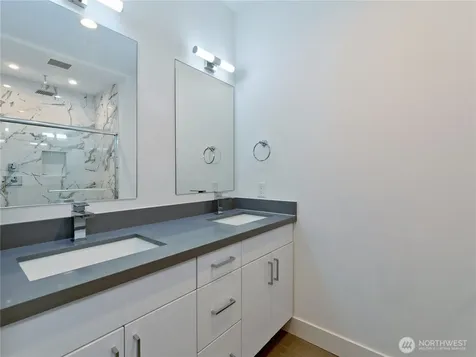 14023 Greenwood Avenue N Seattle WA 98133