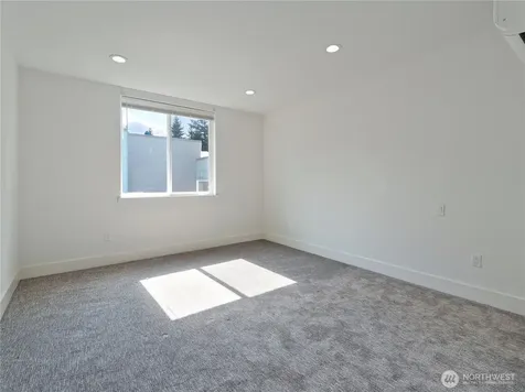 14023 Greenwood Avenue N Seattle WA 98133